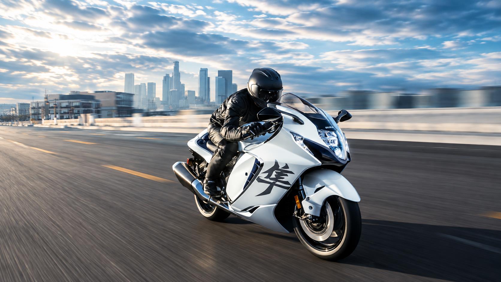 Suzuki | Hayabusa Launch 